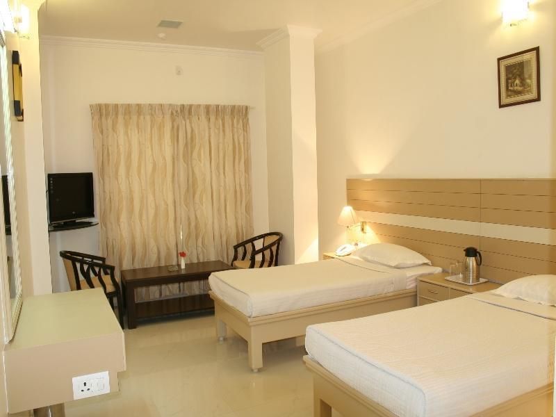 Superior Double or Twin Room with Terrace
