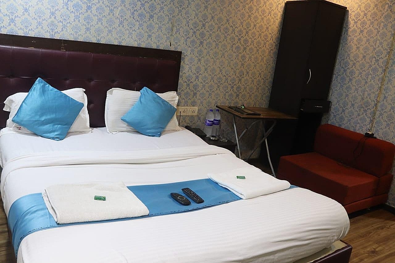 Hotel Grand Suite Deluxe City View 2