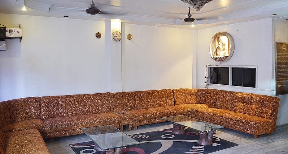 undefined Hotel Raj 4