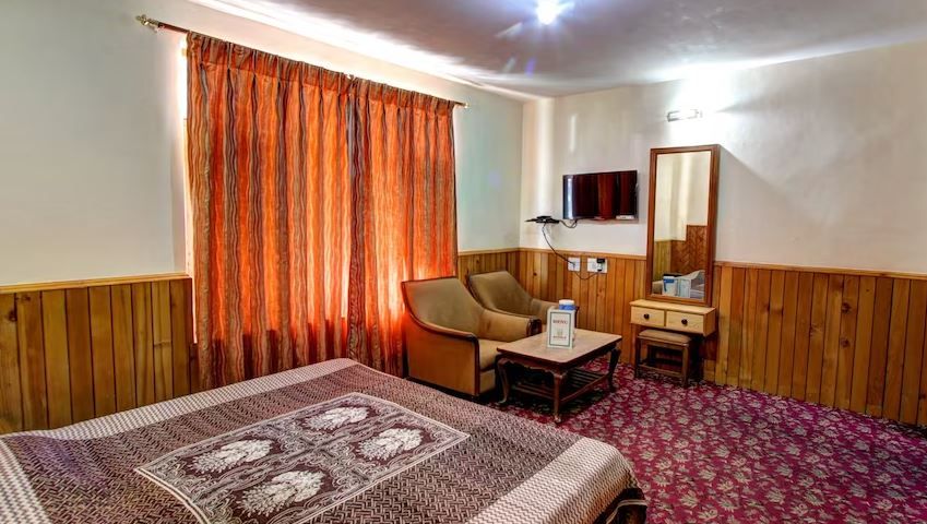 Hotel Marbel - 3 Min walking from Mall Road