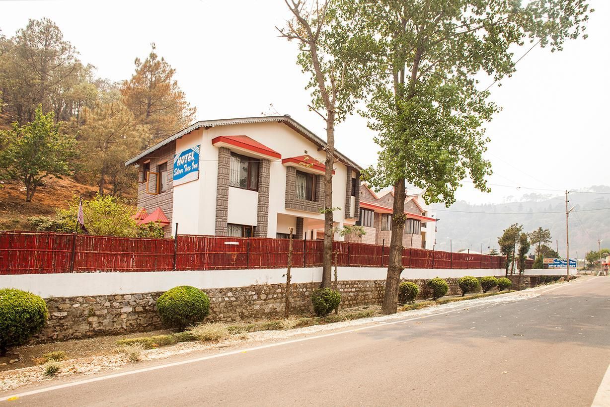 undefined Hotel Silver Tree Inn 3
