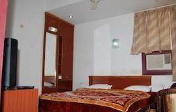undefined Hotel S R palace 8