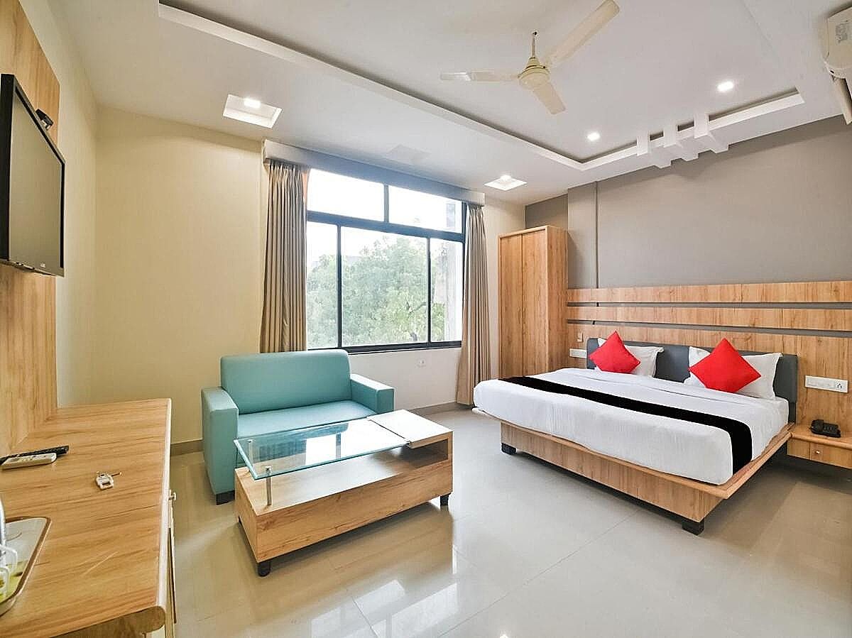 Superior King Room