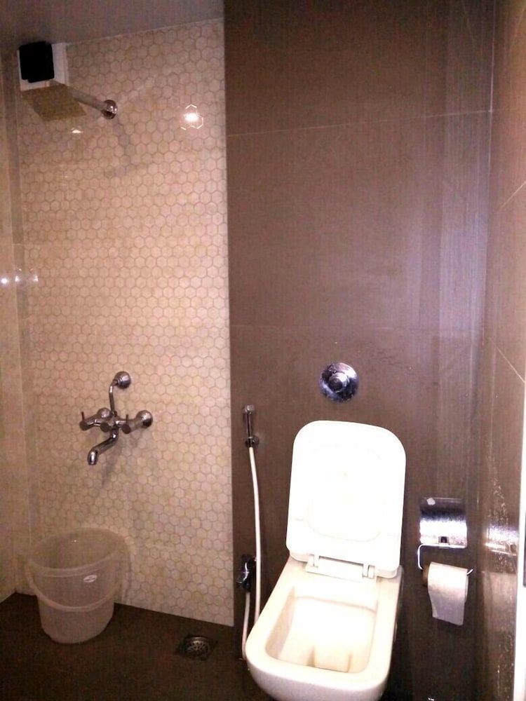 Hotel Shelter palace Semi Deluxe Room 16