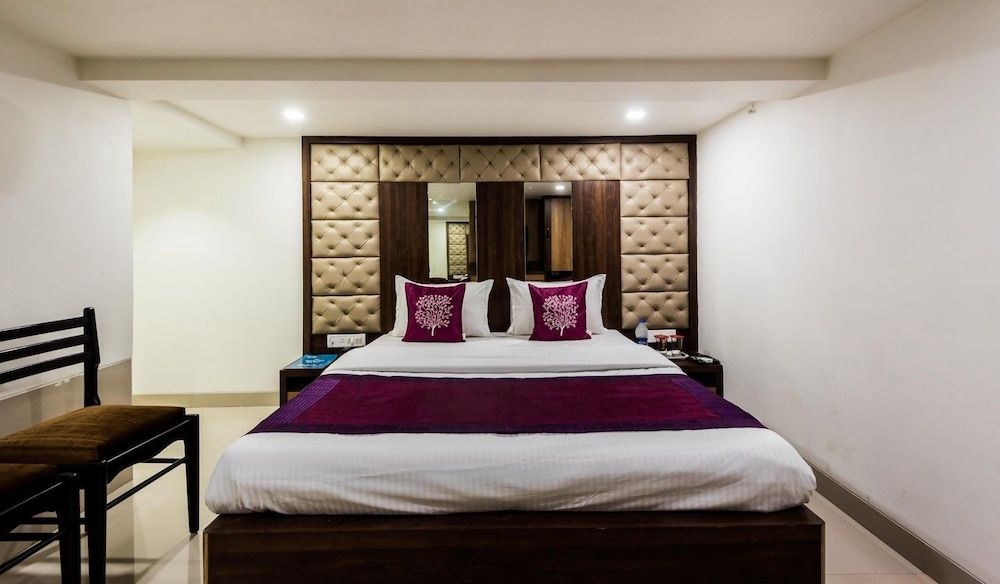 Hotel Shelter palace Semi Deluxe Room 11