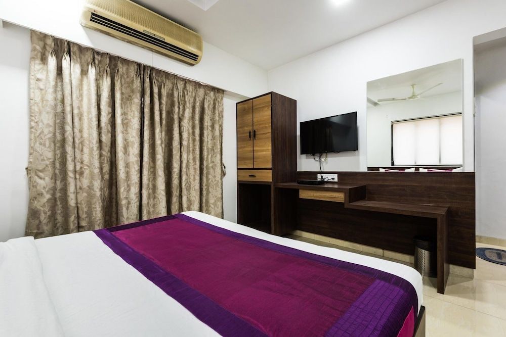 Hotel Shelter palace Semi Deluxe Room 12