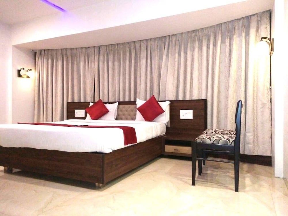 Hotel Shelter palace Semi Deluxe Room 5