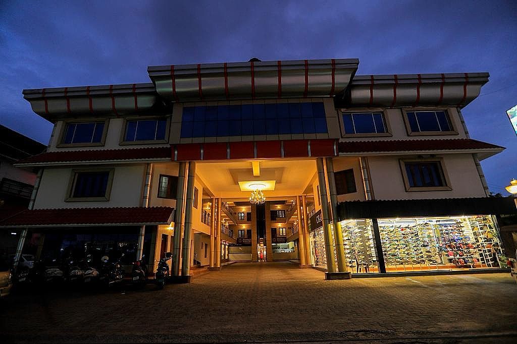 undefined Issacs Hotel Regency 4