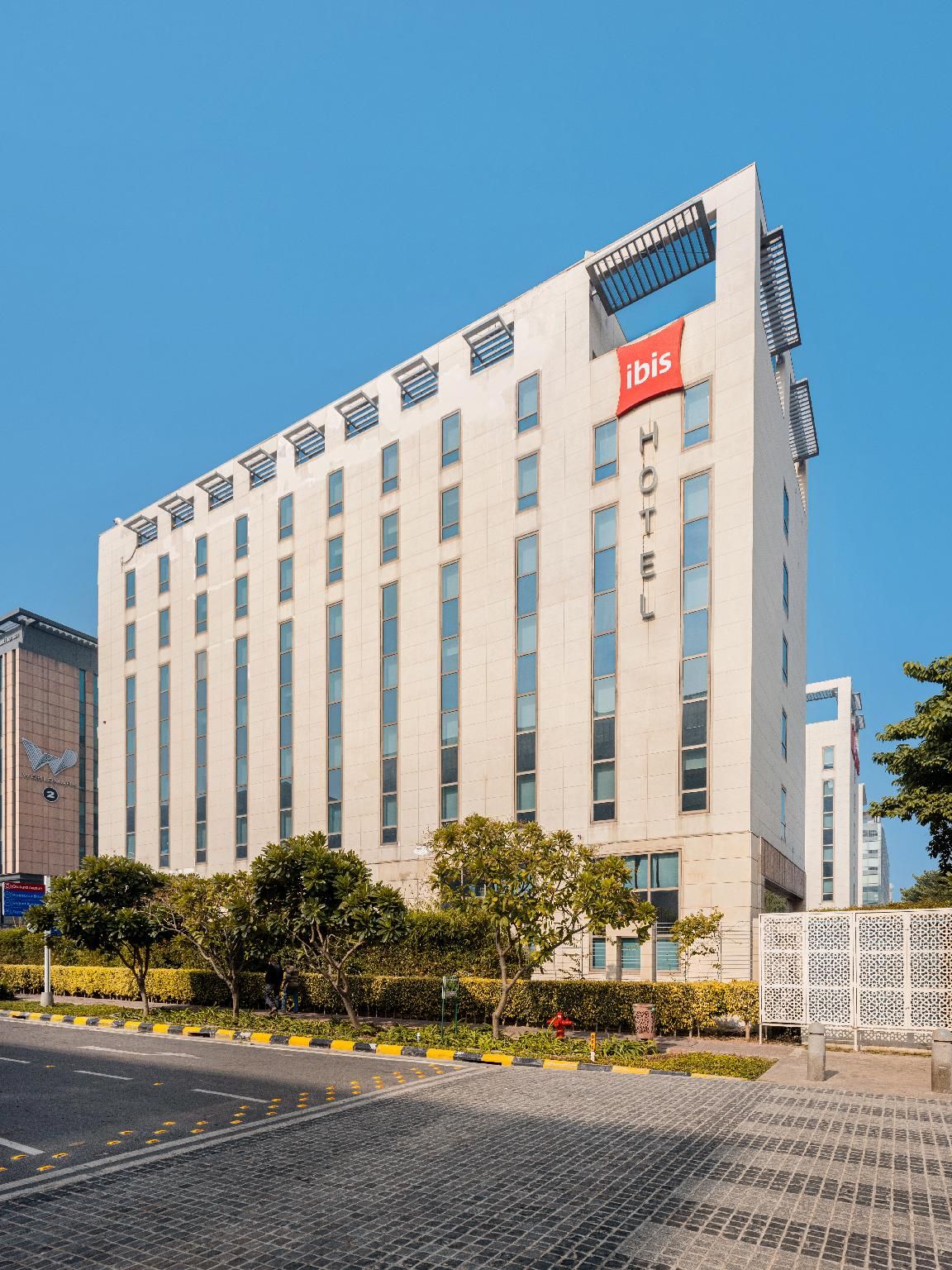 ibis New Delhi Aerocity Hotel Standard Room, 1 Queen Bed 3