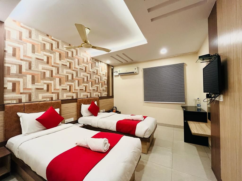 undefined Hotel SM Rainbow International 8