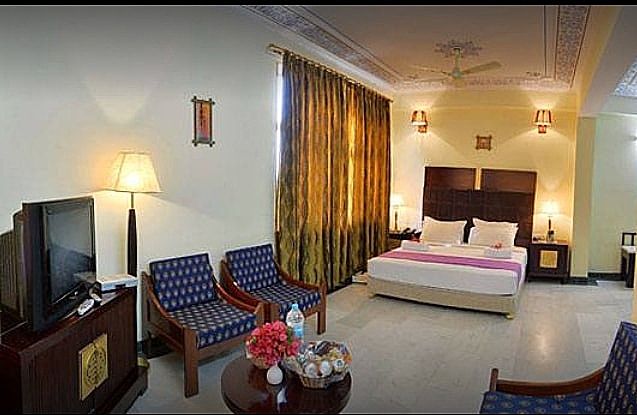 Angel Resort Deluxe Room 2