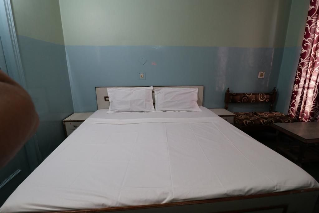 undefined Hotel Meadows 4