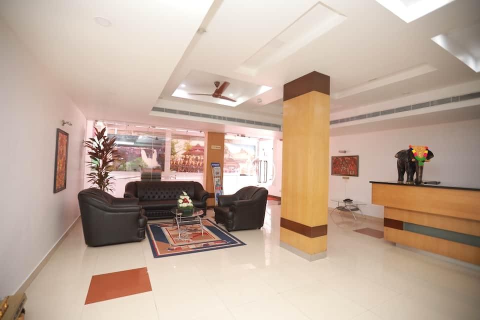 Hotel Peninsula Deluxe Movie Theme 7