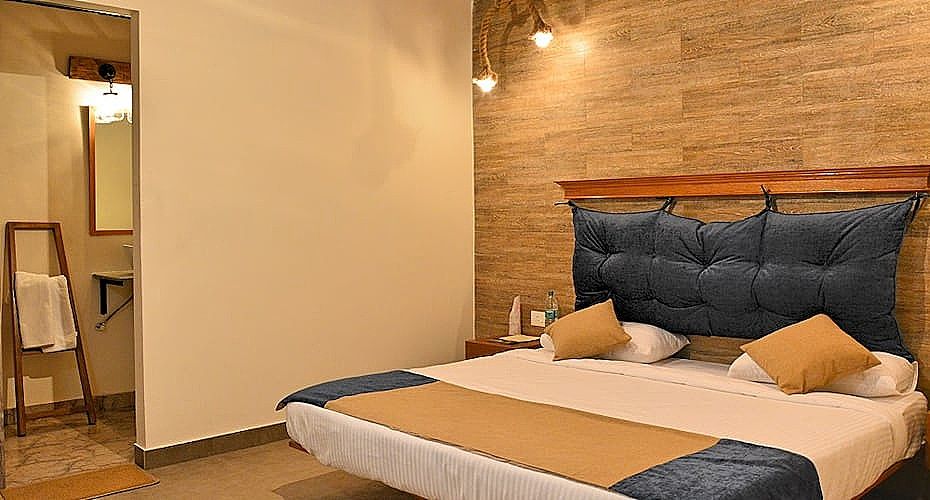 Aspen Adventure Camps Luxury Cottages 2
