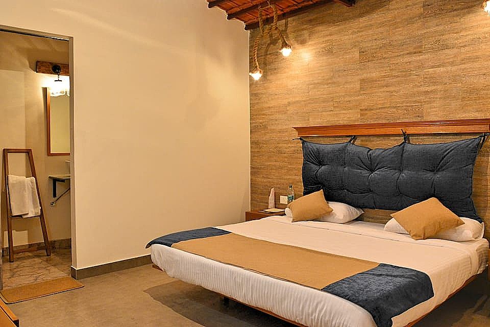 Aspen Adventure Camps Luxury Cottages