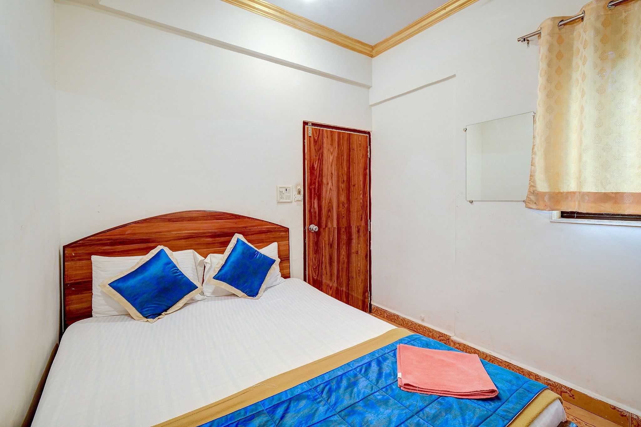 Hotel M R Manfred Standard A/c Room 4