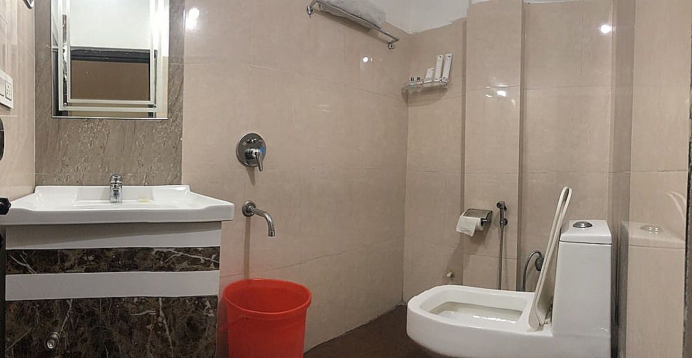 Hotel Dreamland Standard AC Room 16