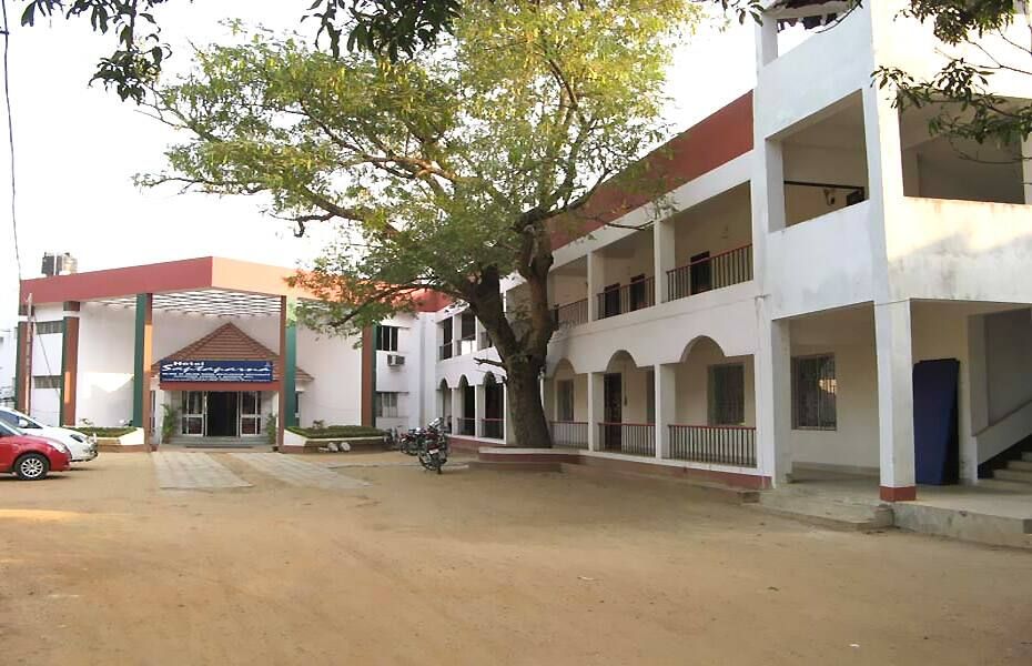 Hotel Saptaparna