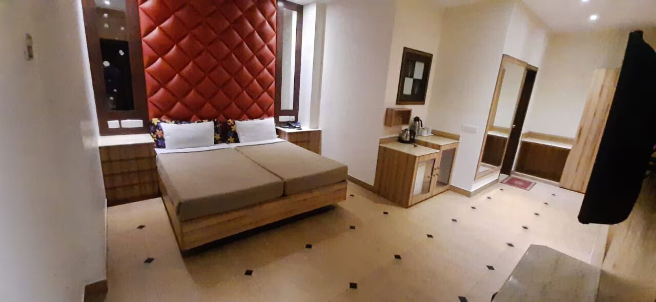 Hotel Melrose Inn Executive Double Room