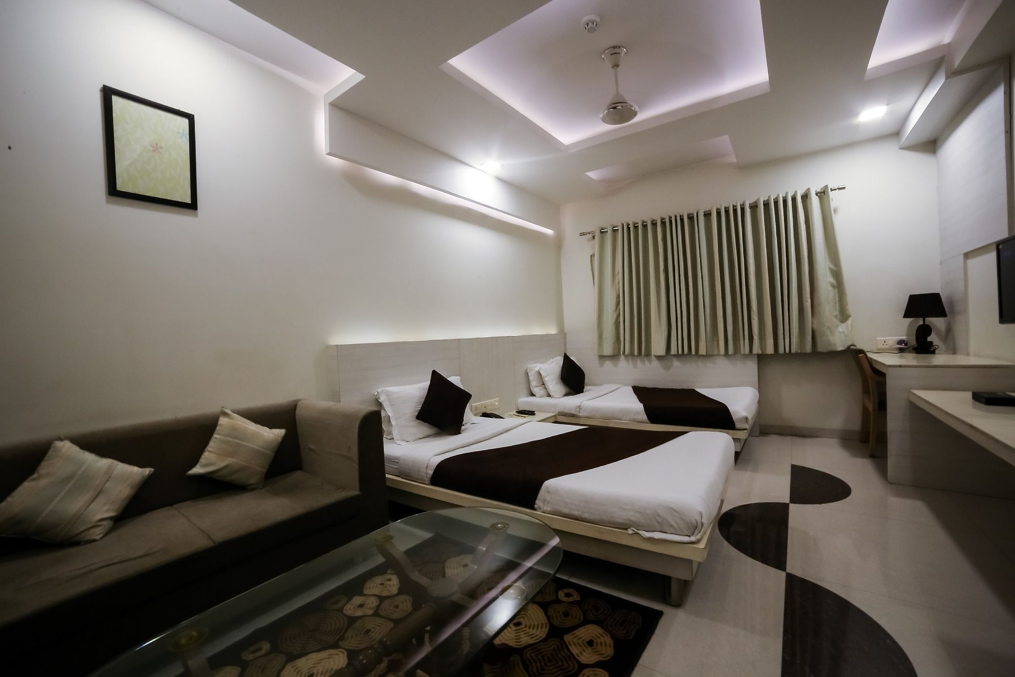 Hotel Somdeep Palace Executive Room 3