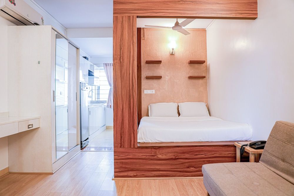 Hotel Vellara Superior Triple Room AC