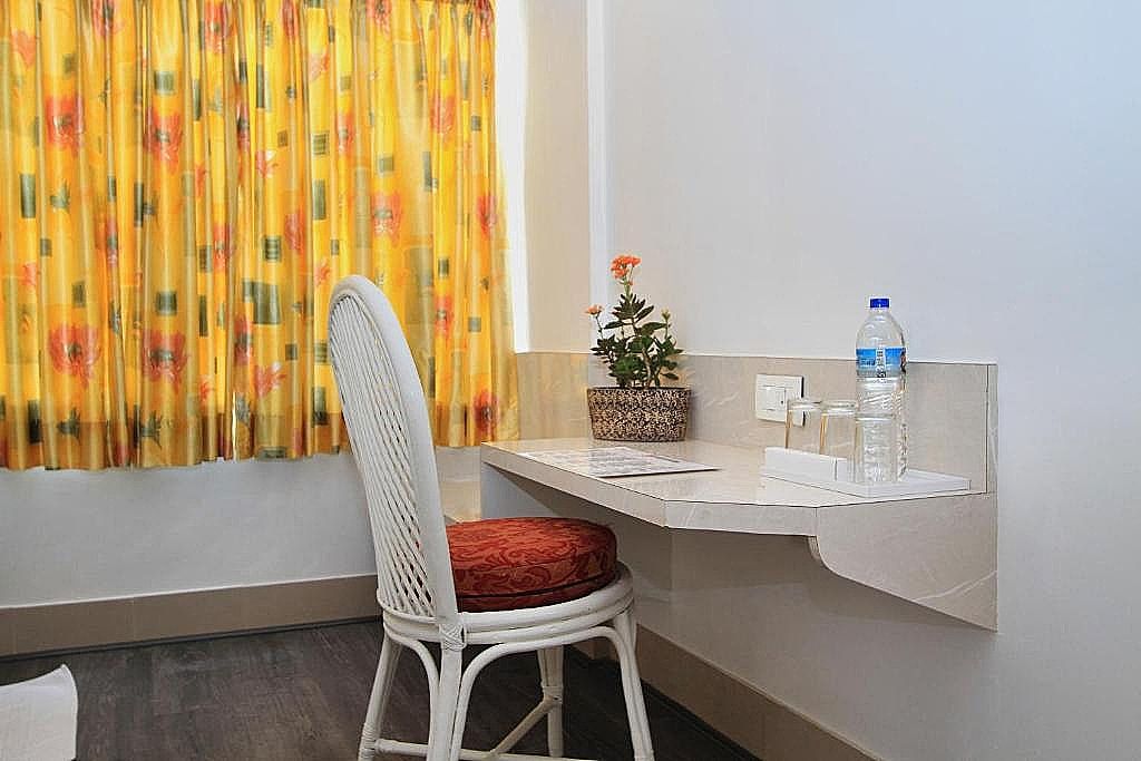 Hotel Vellara Executive Double Room A/C 12