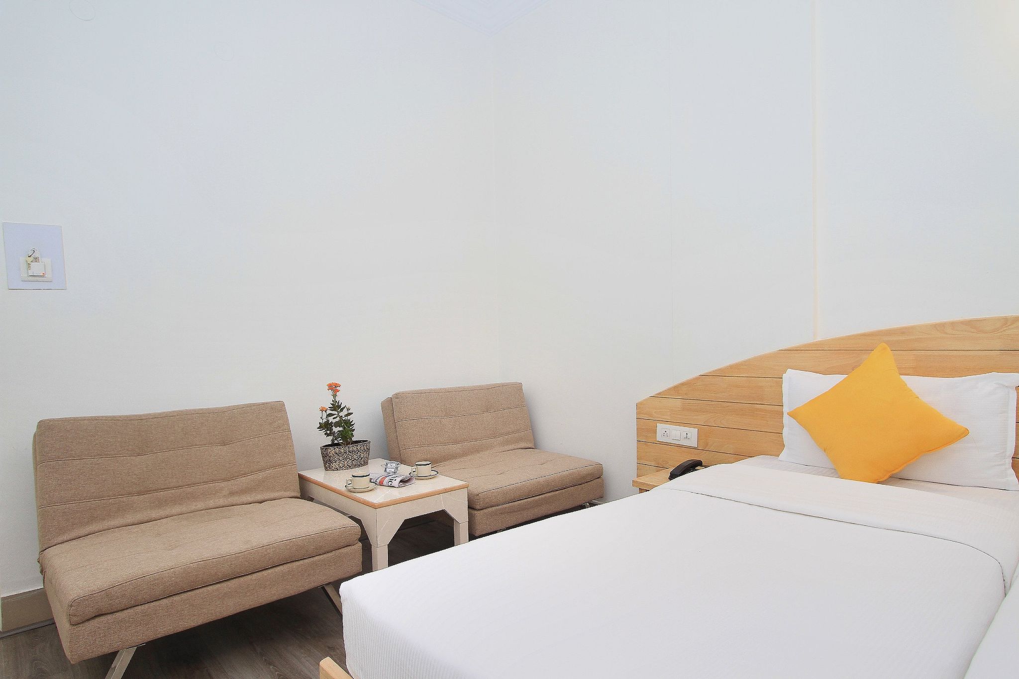 Hotel Vellara Executive Double Room A/C 6