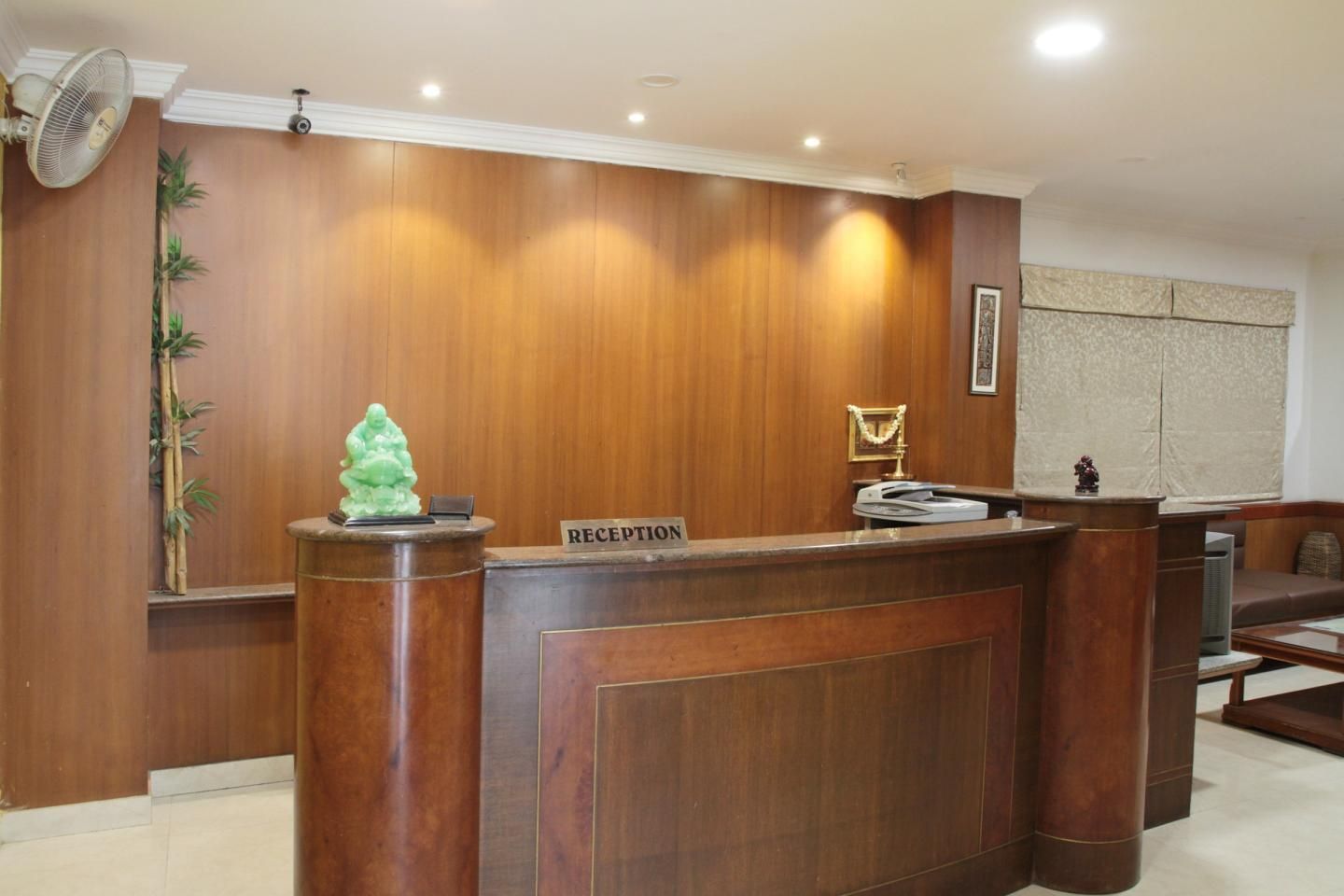 undefined The Woodbridge Hotel 2