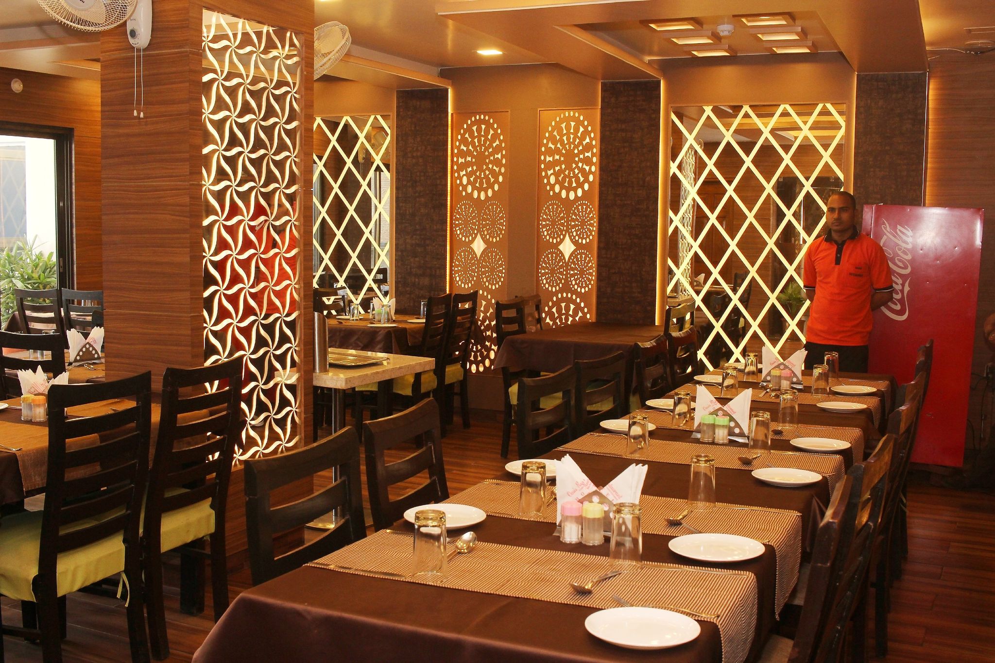 Food & Dining