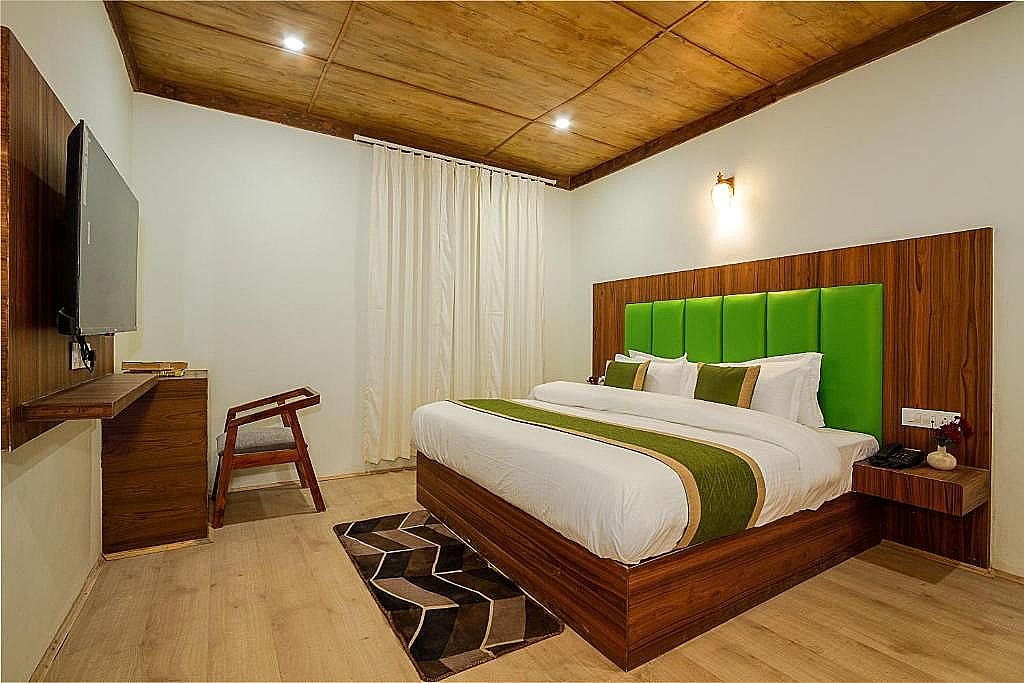 Tripli Hotels Drilbu Manali Suite Room