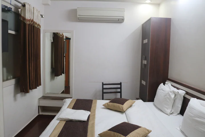 Hotel Shyam Excellency Executive Room 3