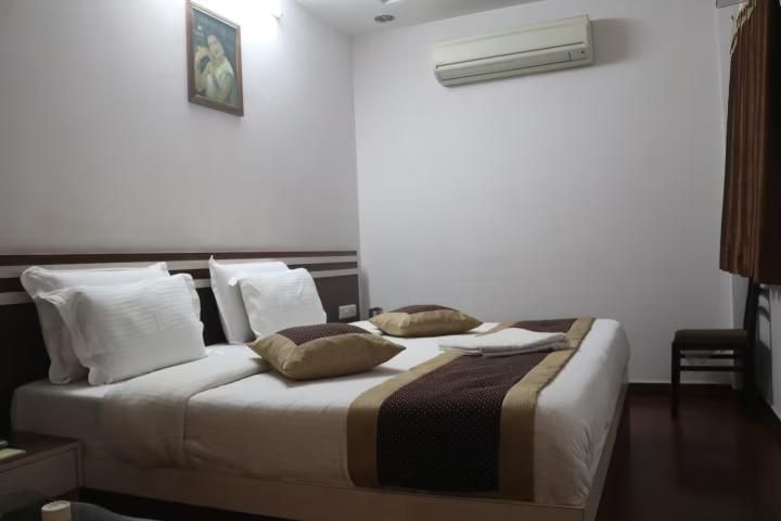 undefined Hotel Shyam Excellency 8
