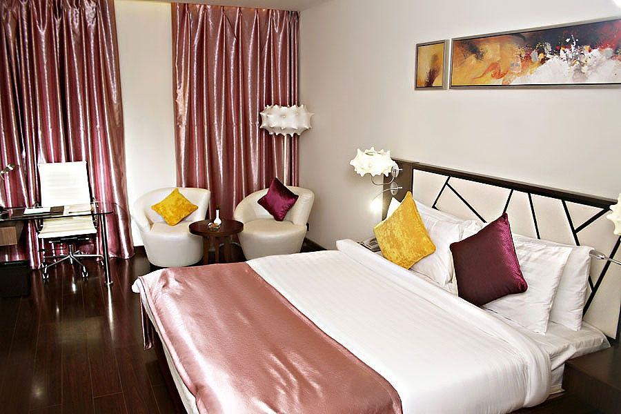 undefined The Panache 5