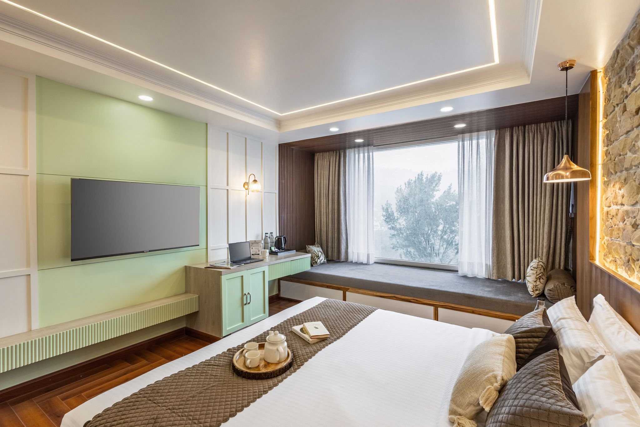 Mount Xanadu Resorts Pool View Comfort 17