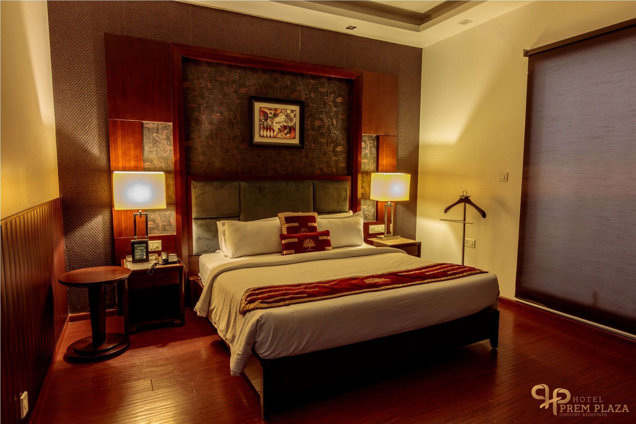 Prem Plaza Hotel Standard Room