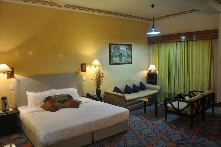 Super Deluxe Room