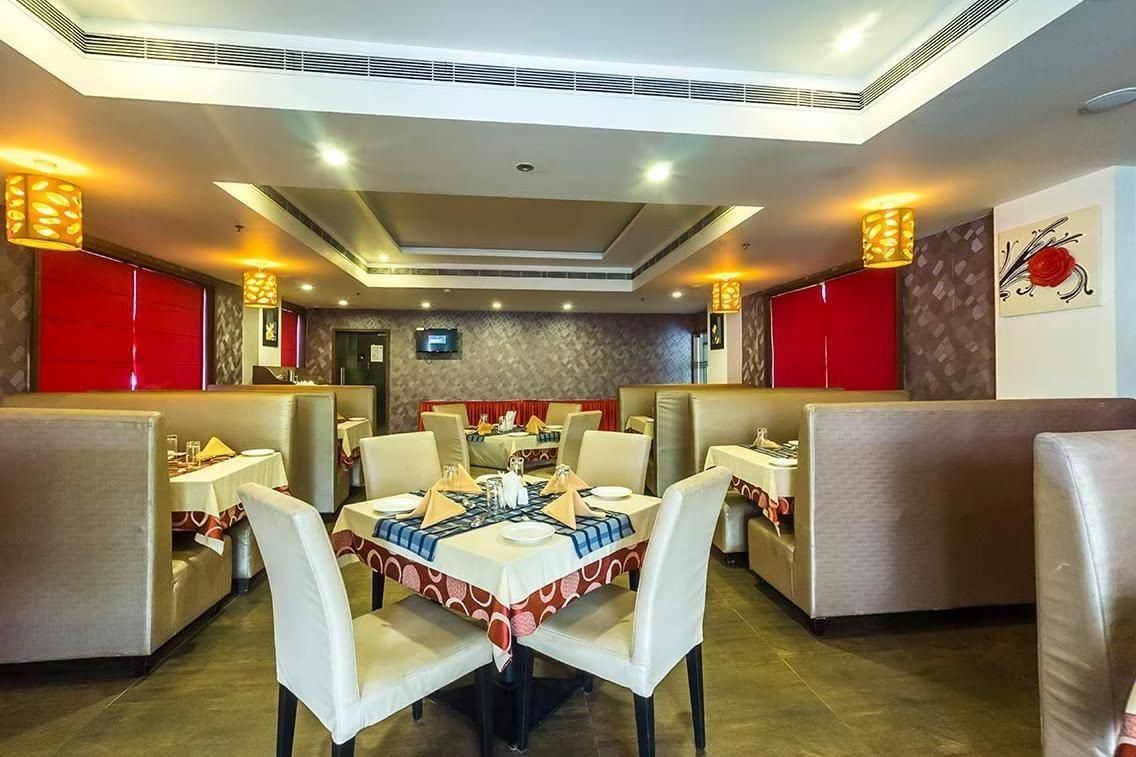 Food & Dining