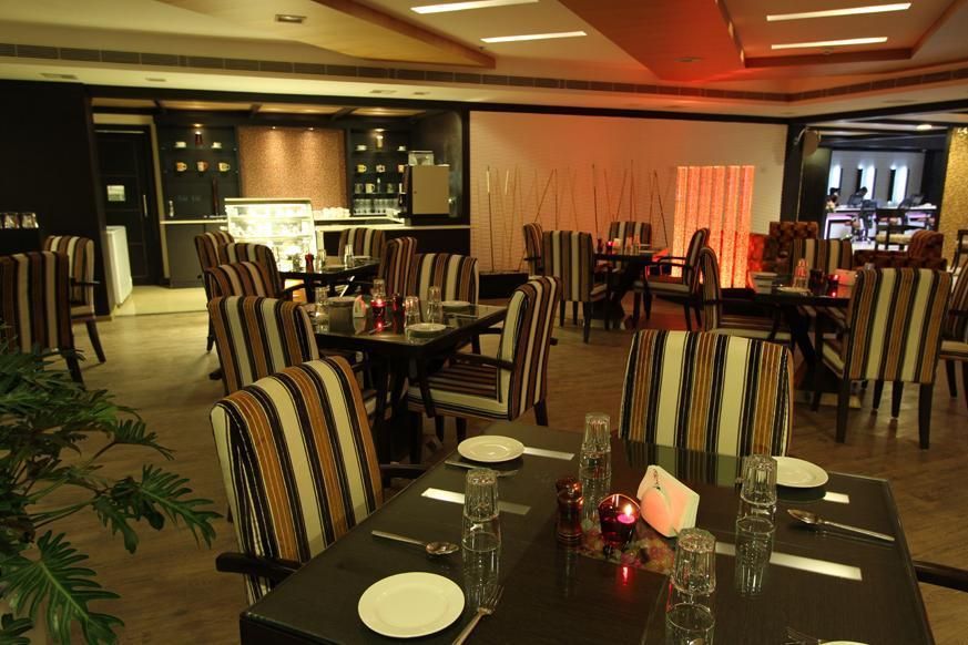 Food & Dining