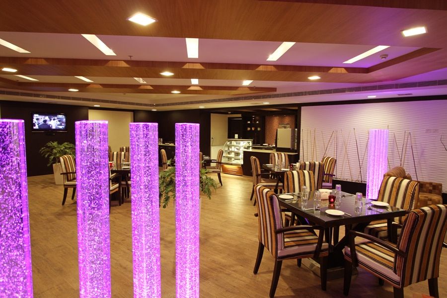 Food & Dining