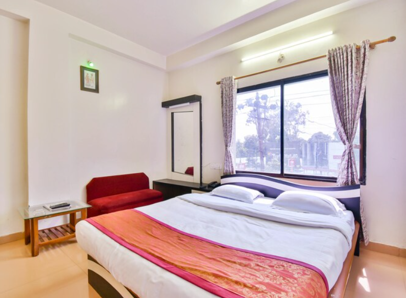 Hotel Lifestyle DELUXE AC ROOM 10