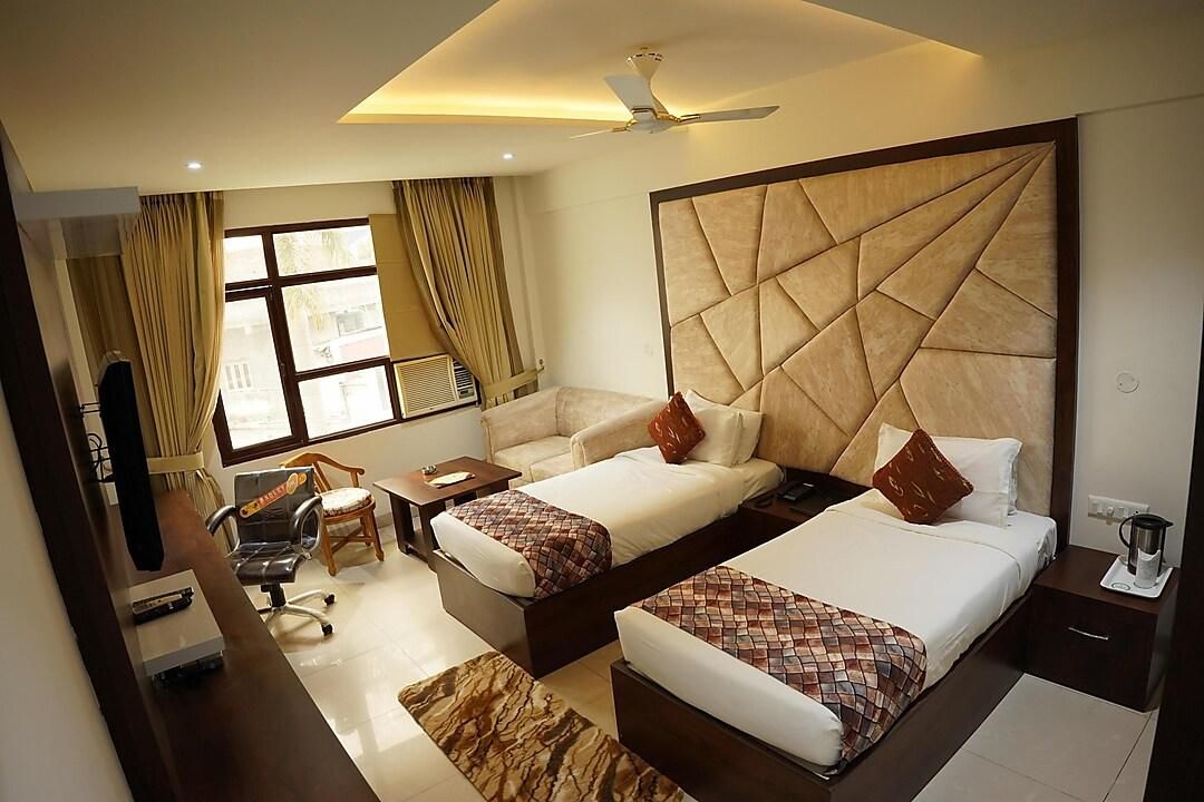 Hotel Grand Riviera Deluxe Room 15