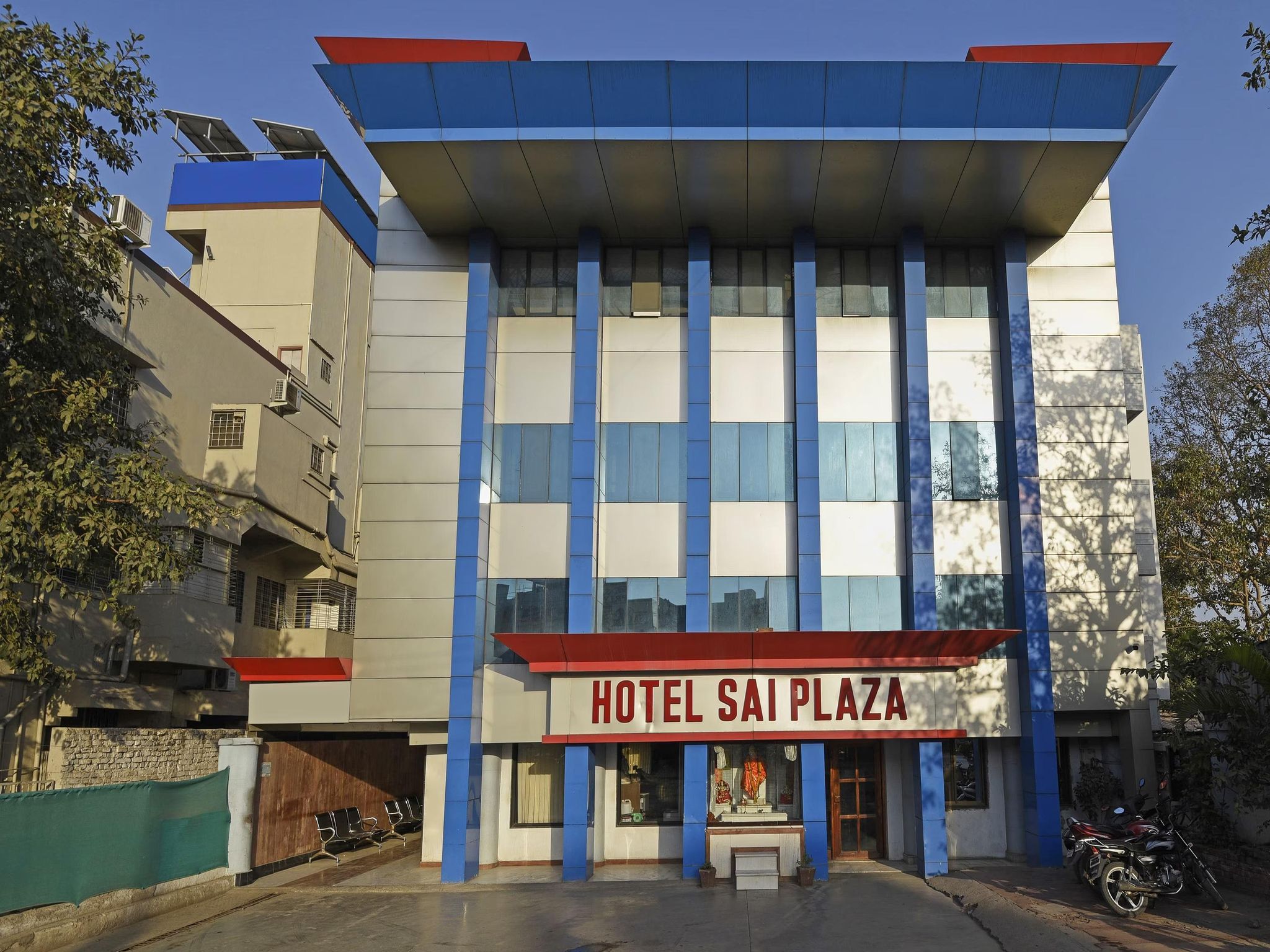 Hotel Sai Plaza