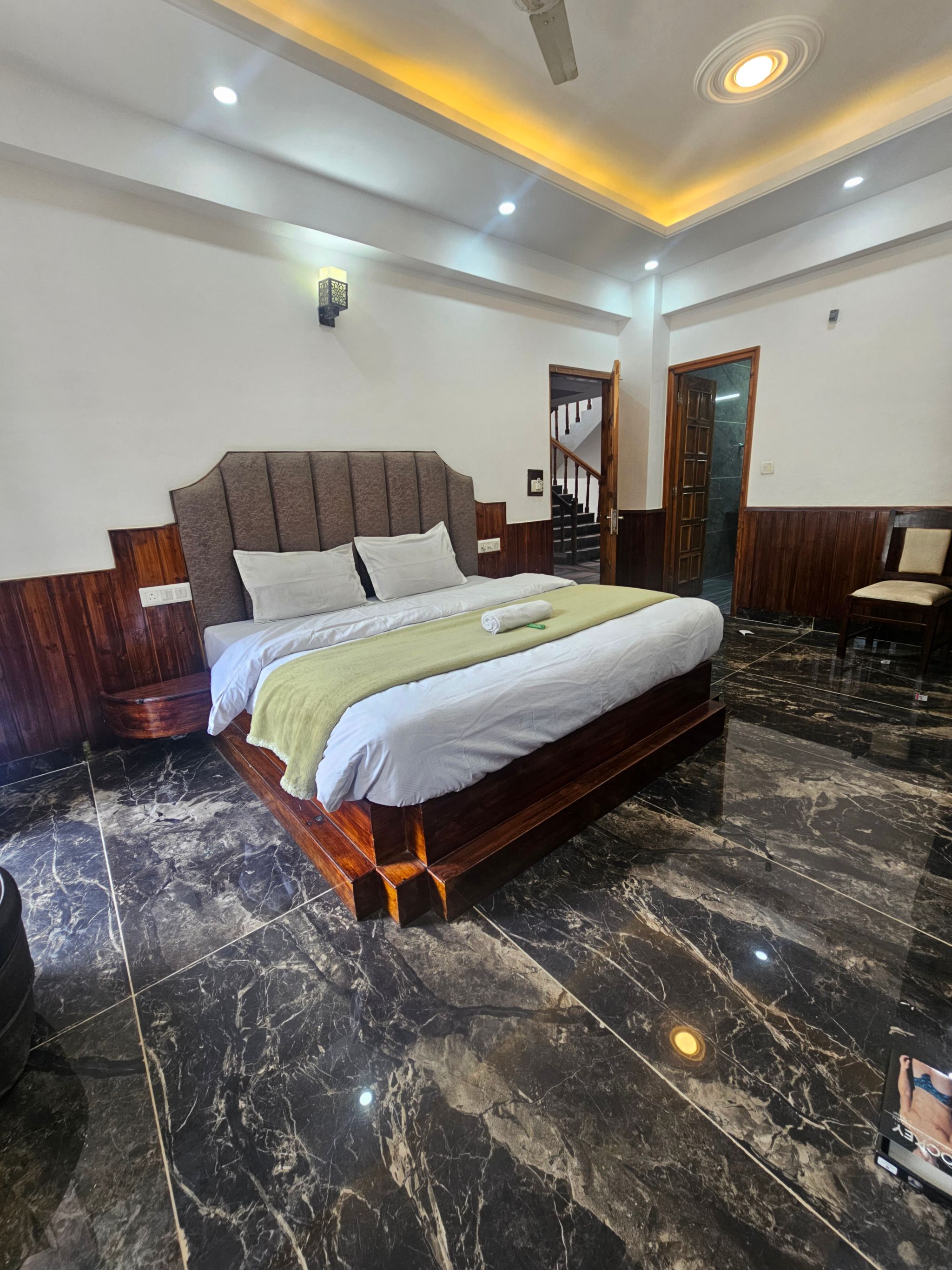 Super Deluxe Room with Balcony