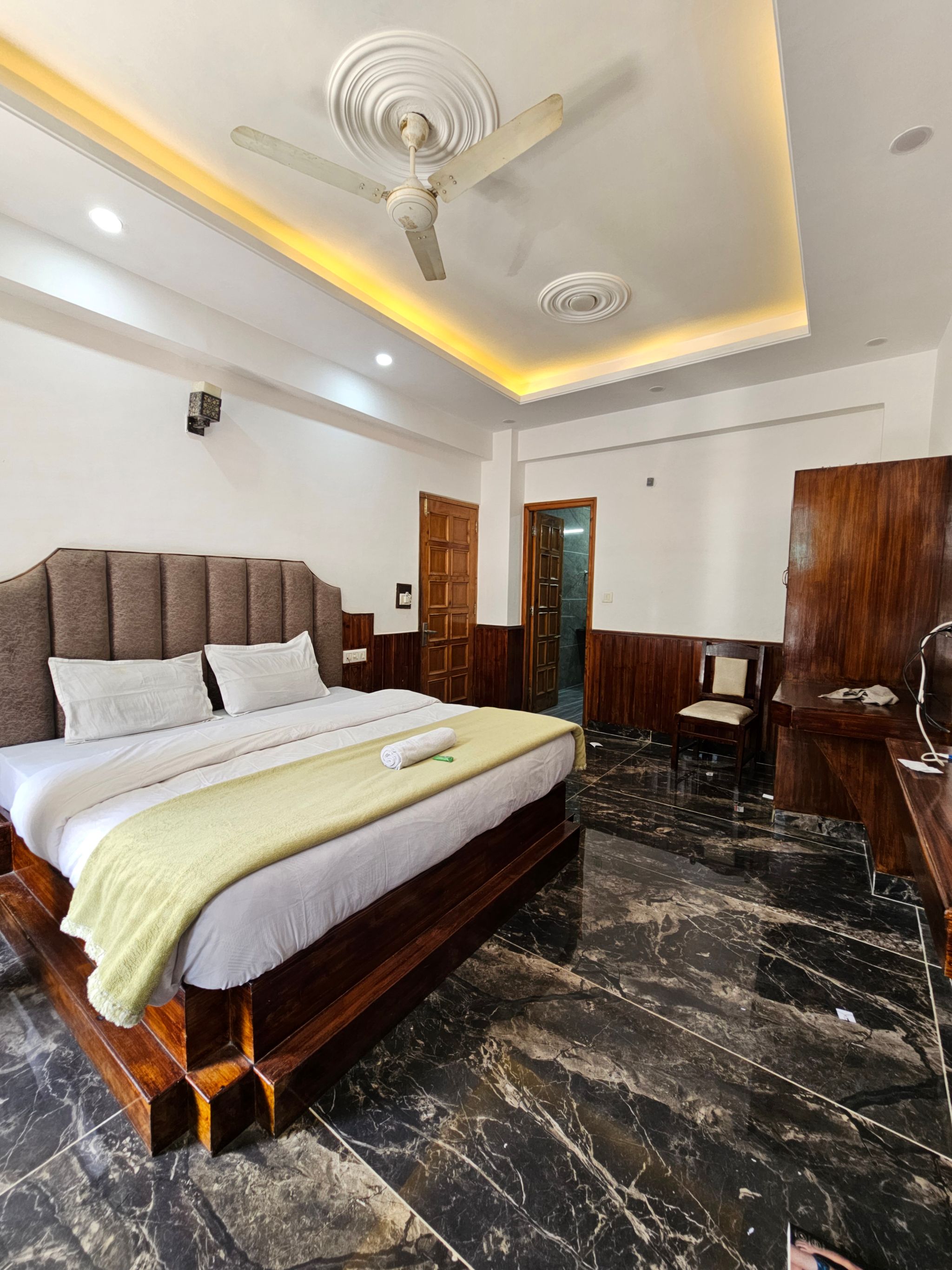 Super Deluxe Room with Balcony