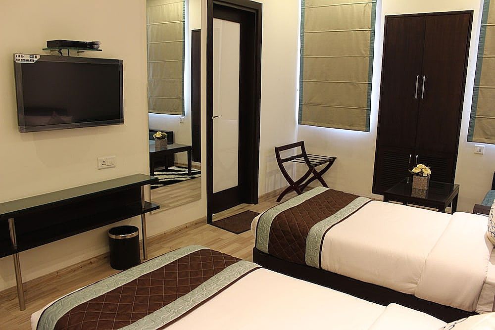 Hotel Amrapali Grand Deluxe Room 14