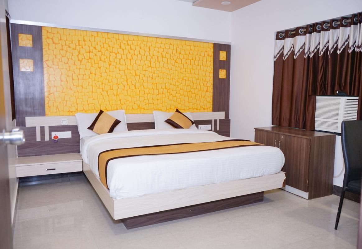 Hotel Gopal Super Deluxe Room 3