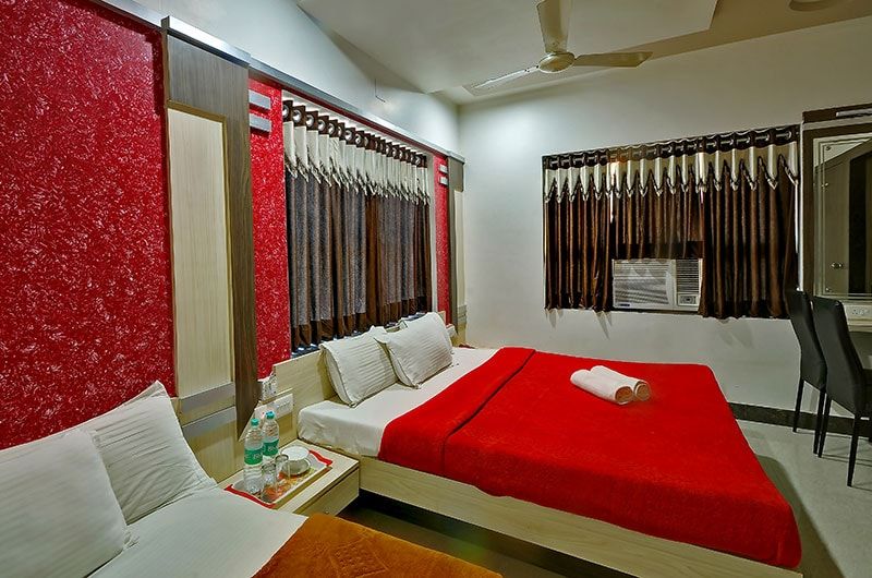 Hotel Gopal Super Deluxe Room 2