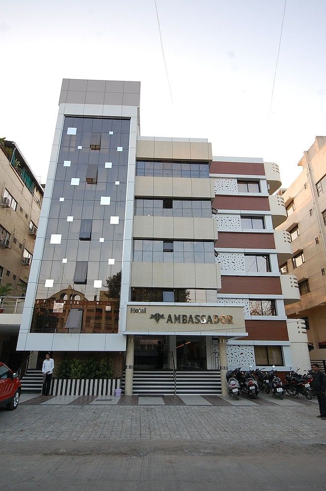 undefined Hotel Ambassador 5