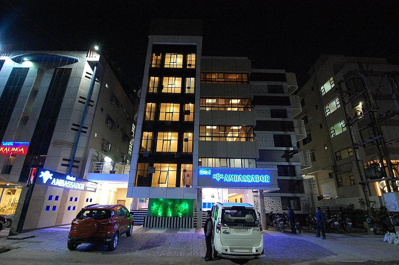 undefined Hotel Ambassador 6