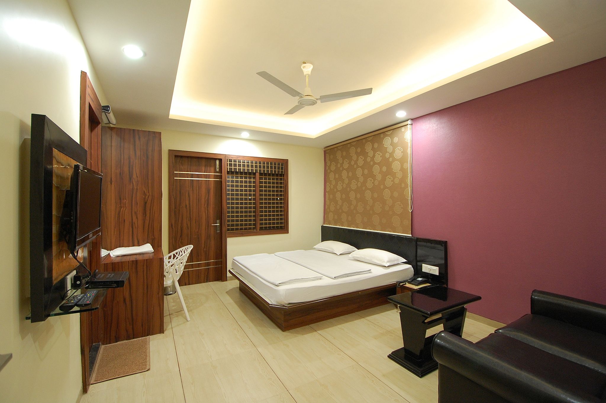 Hotel Ambassador Deluxe Non AC Room 3